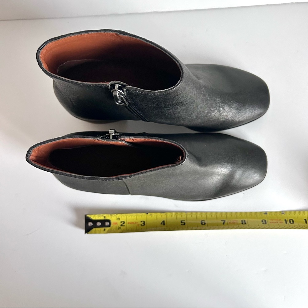 NEW IN BOX Lucky Brand Mazzee Black Ankle Boots. Black. Size: 7 - Picture 11 of 15